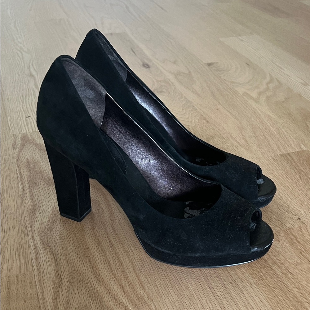 Banana Republic Black Peep-Toe Heels